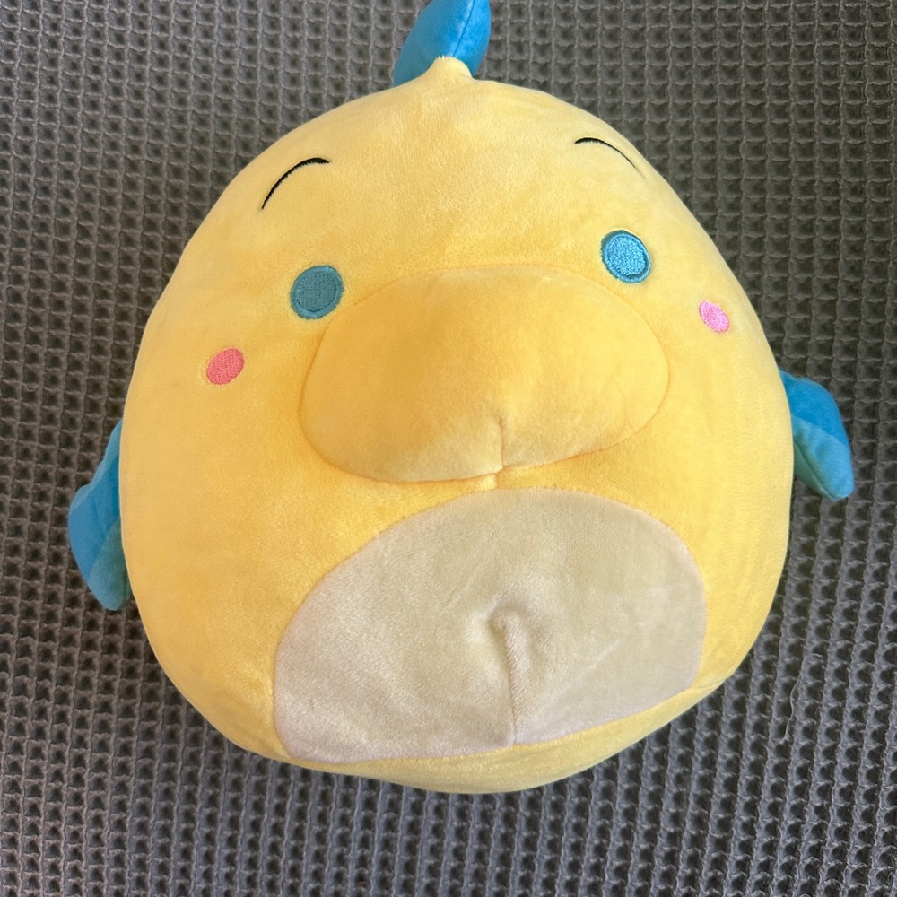 10in flounder Disney Squishmellow